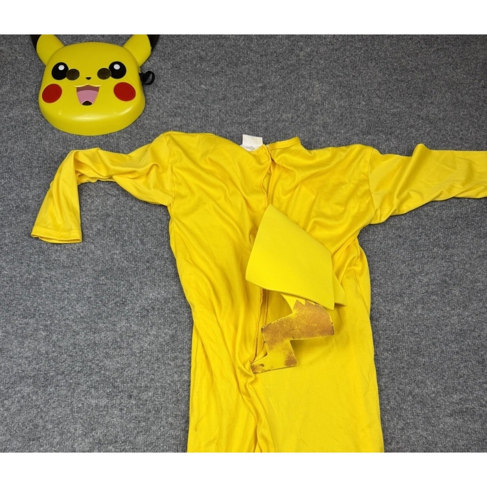 Official Pokémon Pikachu Kids Costume Jumpsuit with Mask & Tail Size M 7/8